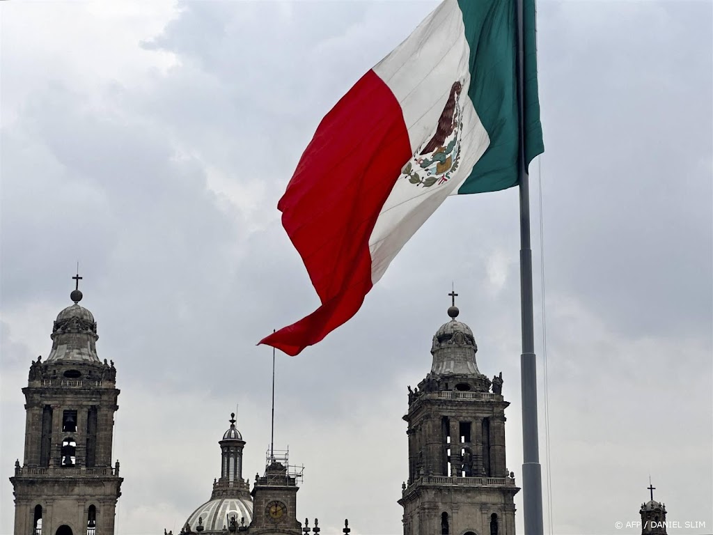 Doden en gewonden na instorten kerk Mexico