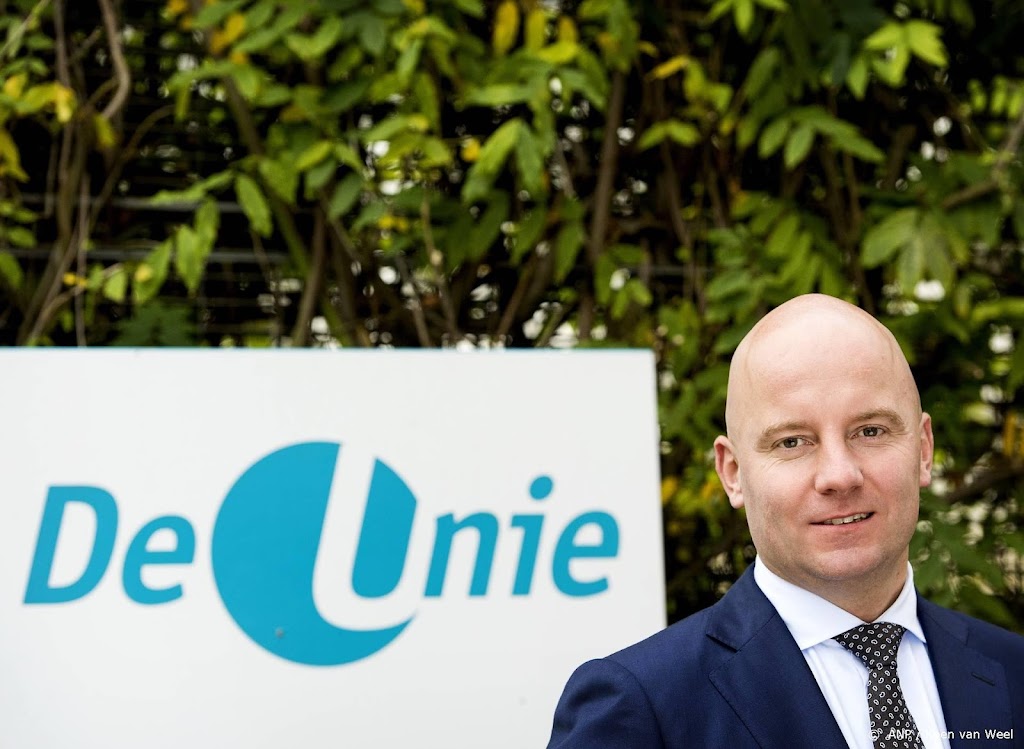 Vakbond De Unie wil terug naar thuiswerken en 1,5 meter afstand