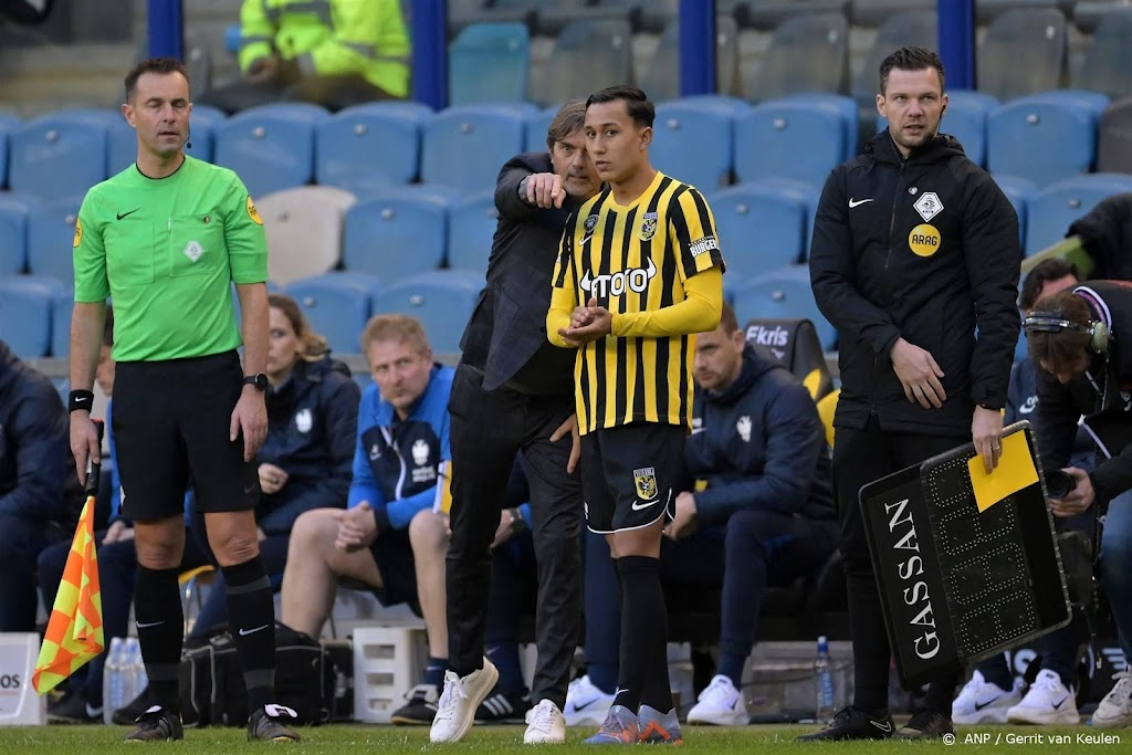 Vitesse-aanvaller Jonathans rest van het seizoen uitgeschakeld