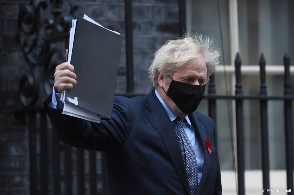 Britse premier Johnson: goedkeuring vaccin fantastisch nieuws