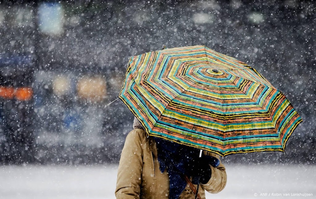Code geel in westen van het land om gladheid door winterse buien