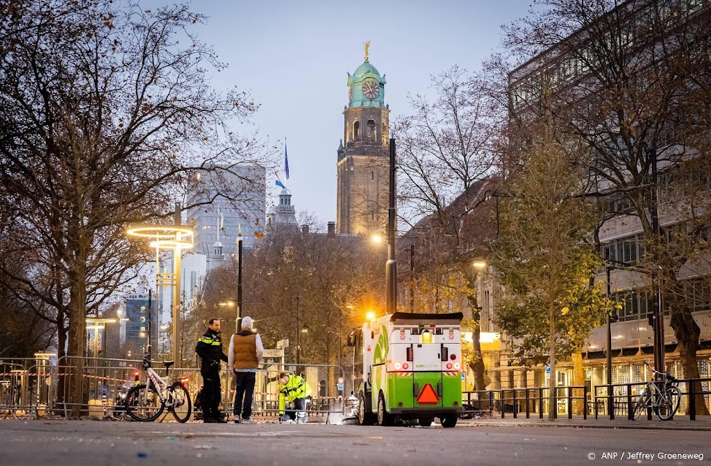 Verdachte rellen Coolsingel meldt zich na vrijgeven beelden