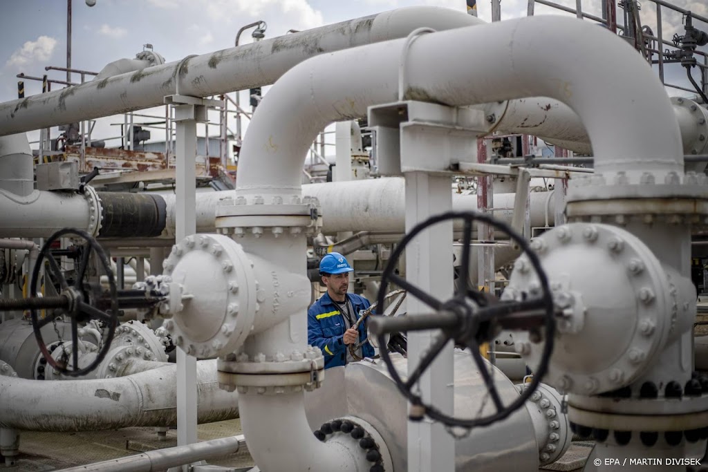 Russische olie-exporteurs veel meer geld kwijt aan tankers