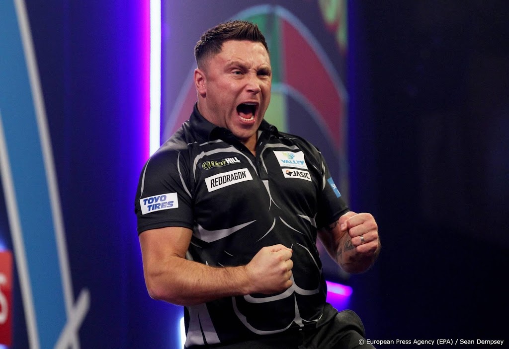 Price nieuwe dartskoning na grillig optreden in WK-finale