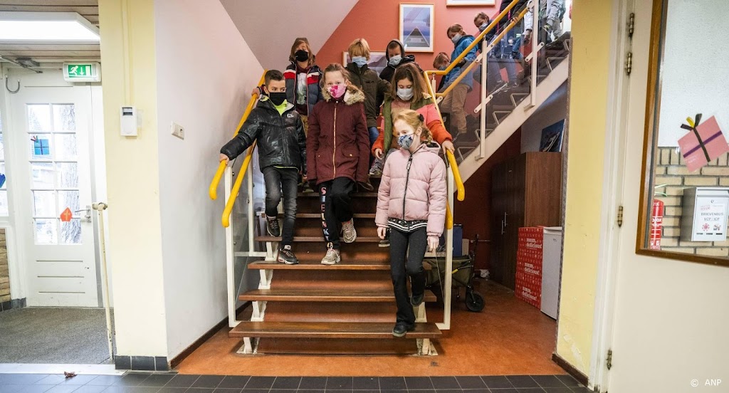 Basisscholen blij dat ze open mogen, sector wil visie zien