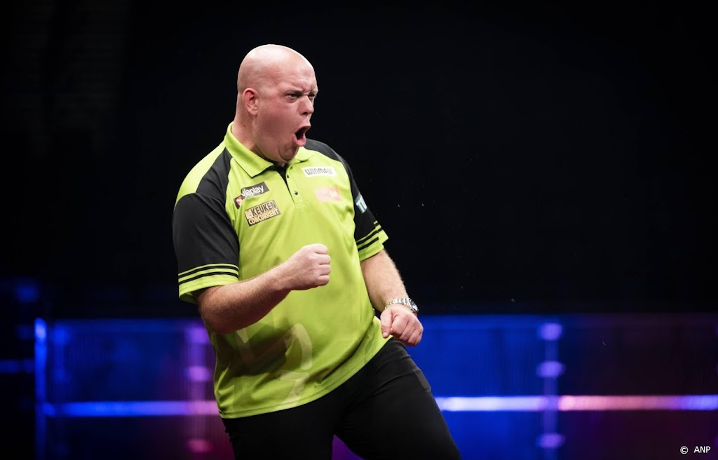 Van Gerwen met veel machtsvertoon naar WK-finale