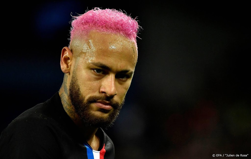 PSG zonder geblesseerde Neymar naar Nantes