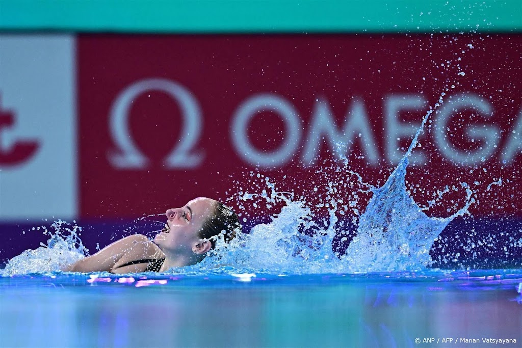 Synchroonzwemster Steenbeek tiende in WK-finale