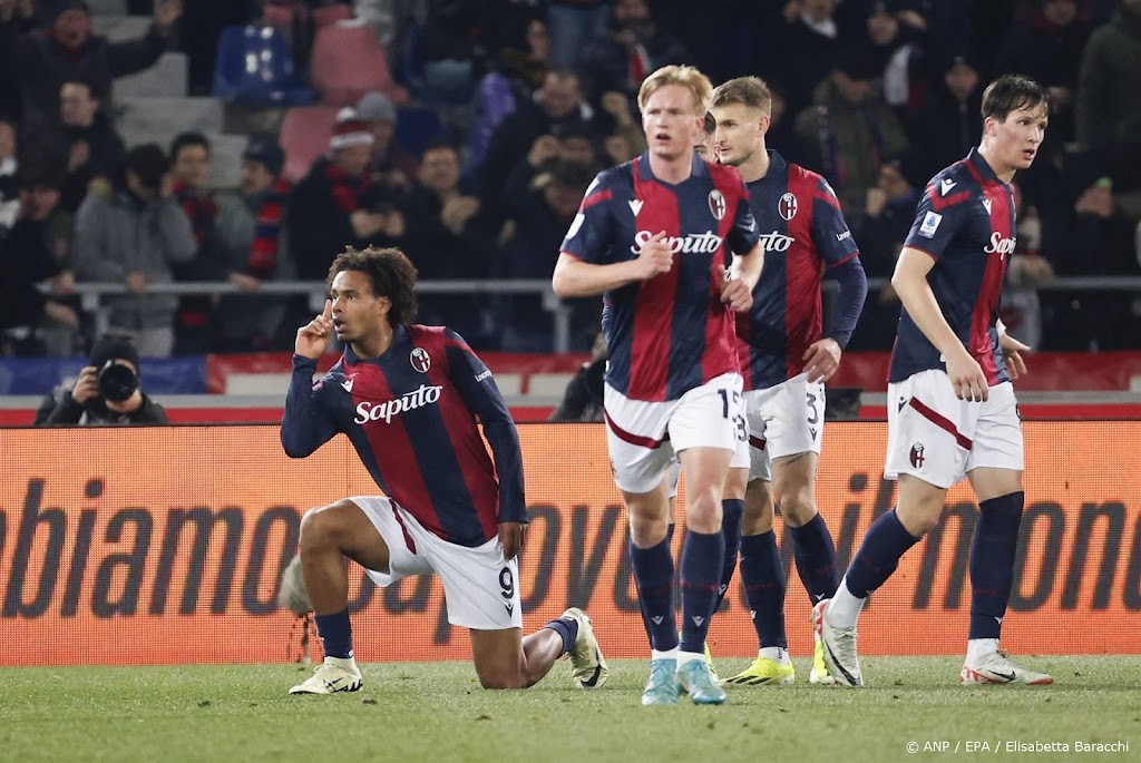 Bologna wint mede door Zirkzee ruim van Sassuolo
