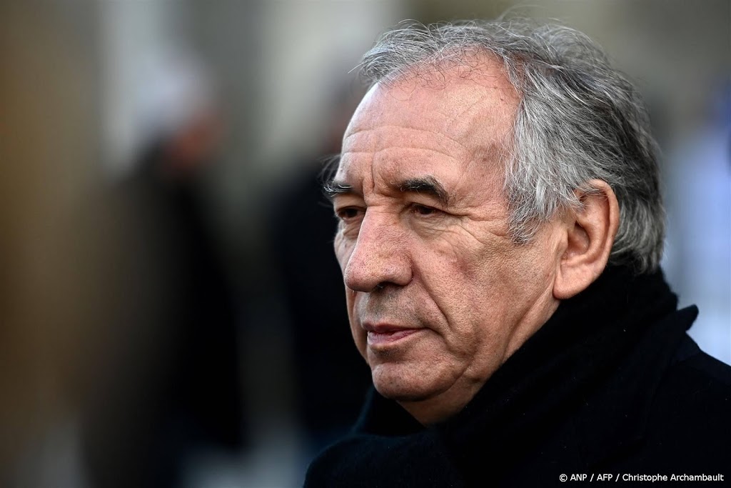 Franse sociaaldemocraten willen premier niet weg om begroting