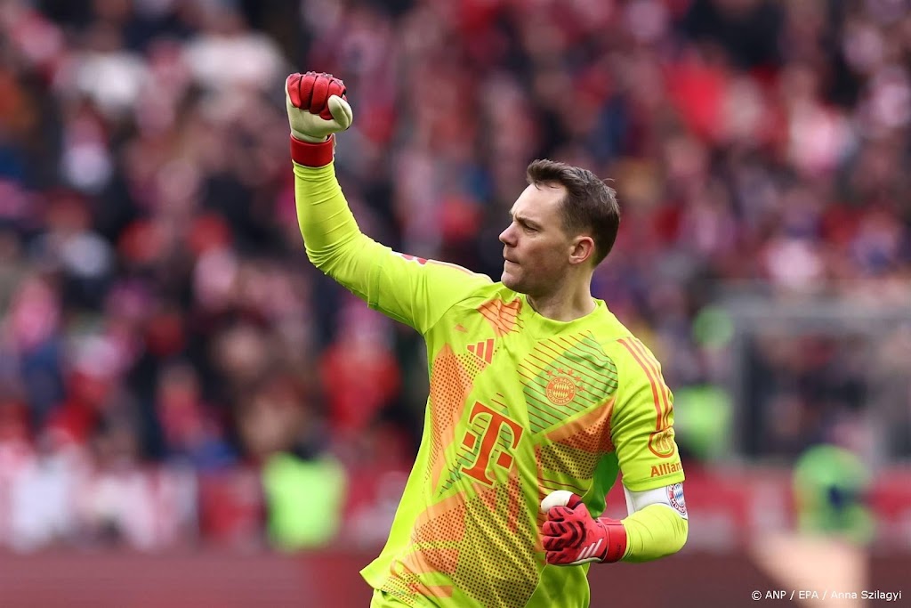 Keeper Neuer (38) verlengt contract bij Bayern München