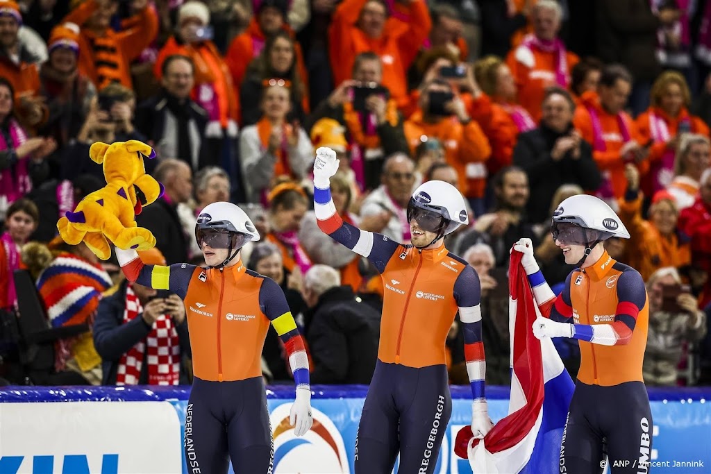 Schaatsers prolongeren wereldtitel op ploegachtervolging