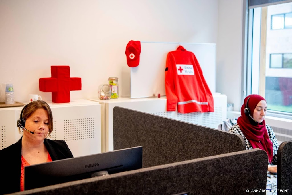 Speciale hulptelefoonlijnen bieden informatie en luisterend oor