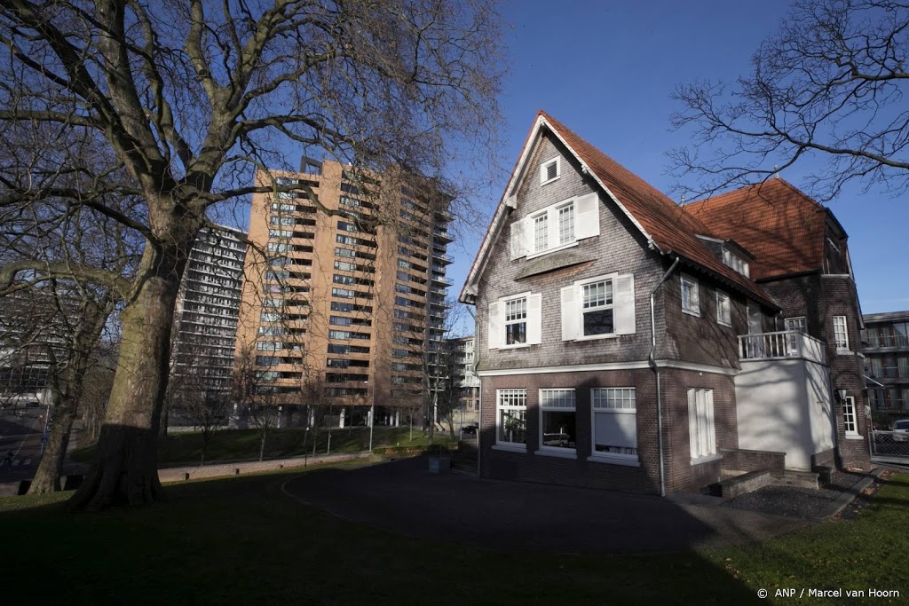 Pensioenfonds ABP was vorig jaar 1,5 miljard kwijt aan bonussen