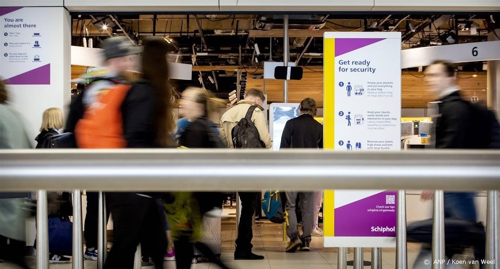 Schiphol: tijdslots bij security nu voor alle bestemmingen