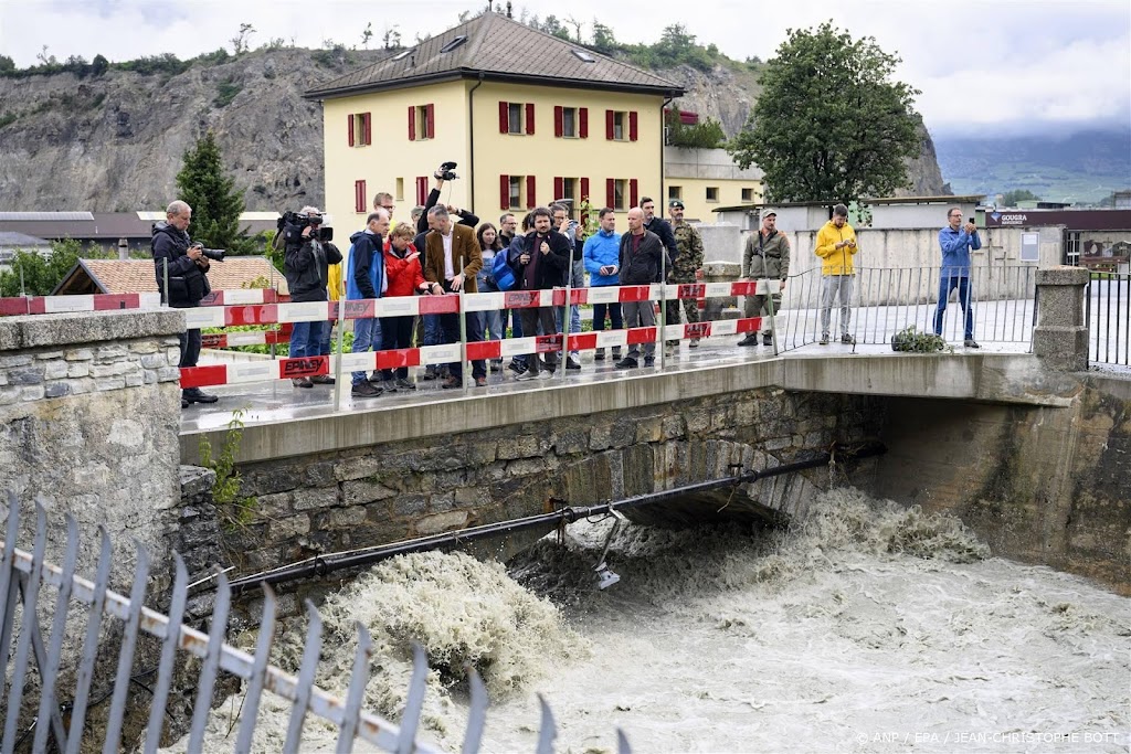 Dodental noodweer Zwitserland verder gestegen