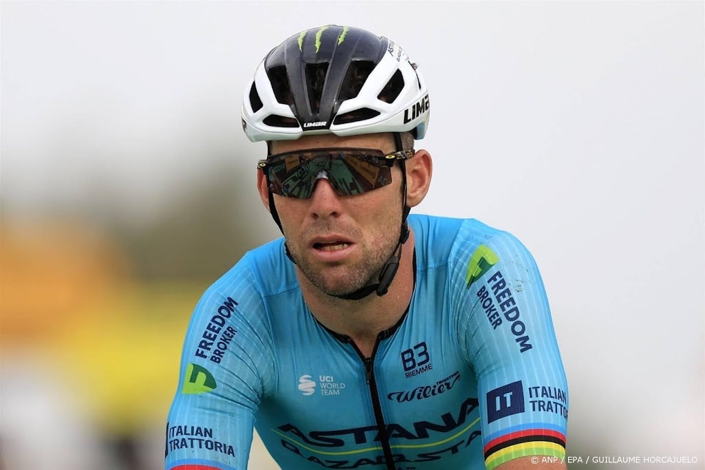 Cavendish sprint naar 35e ritzege in Tour en heeft record alleen