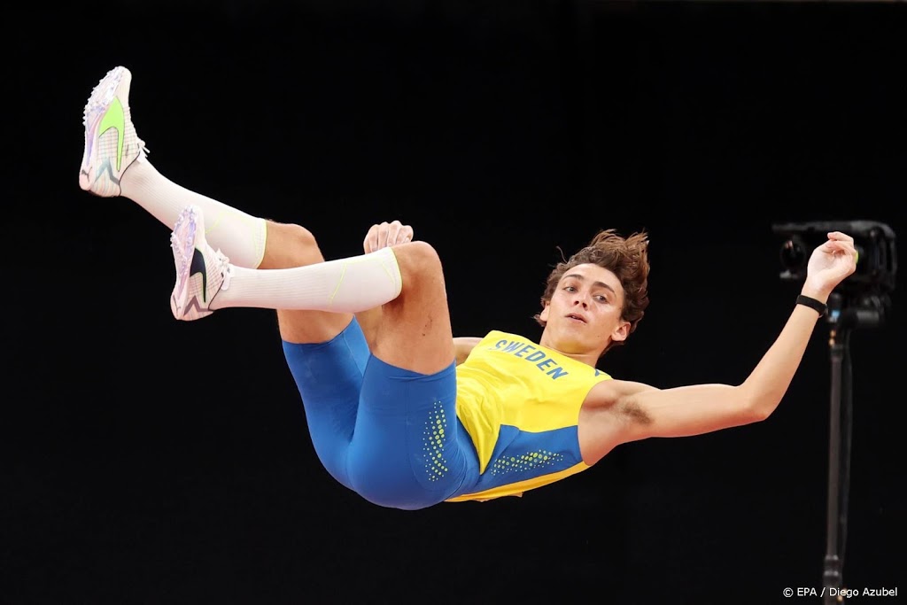 Zweedse polsstokhoogspringer Duplantis wint goud met 6,02 meter