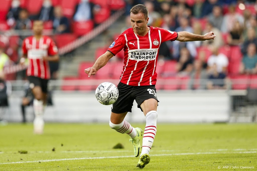 PSV zet grote stap naar play-offs in Champions League