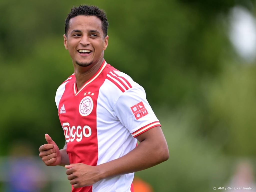Ihattaren traint voorlopig individueel bij Ajax