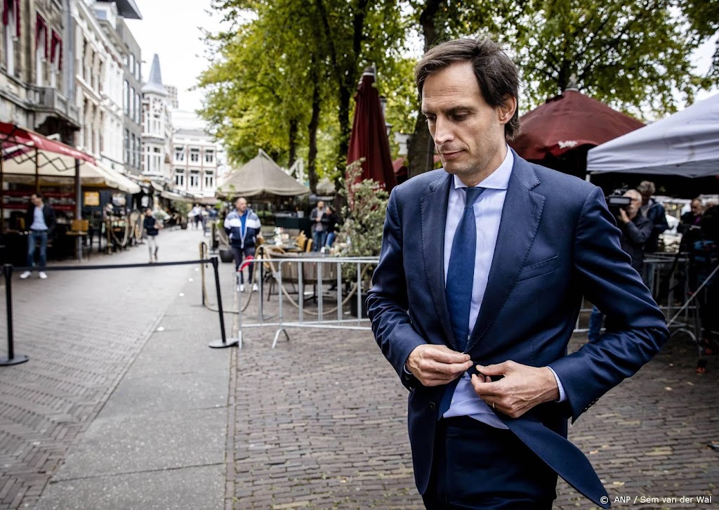 Hoekstra: had me beter moeten verdiepen in investering