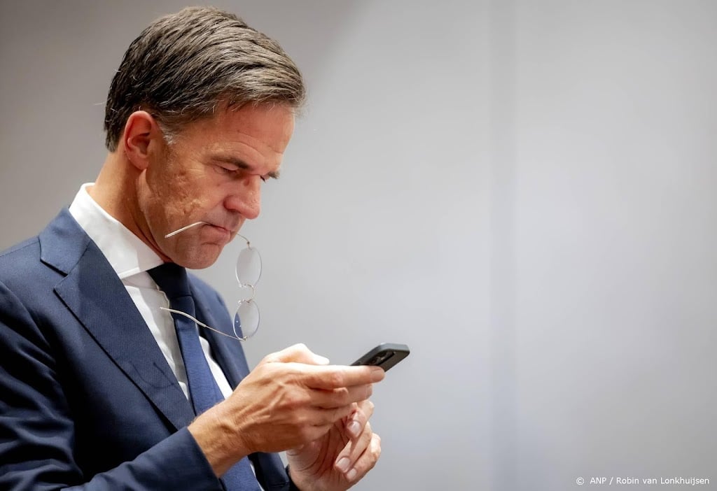 Inspectie publiceert onderzoek naar Ruttes sms-verkeer