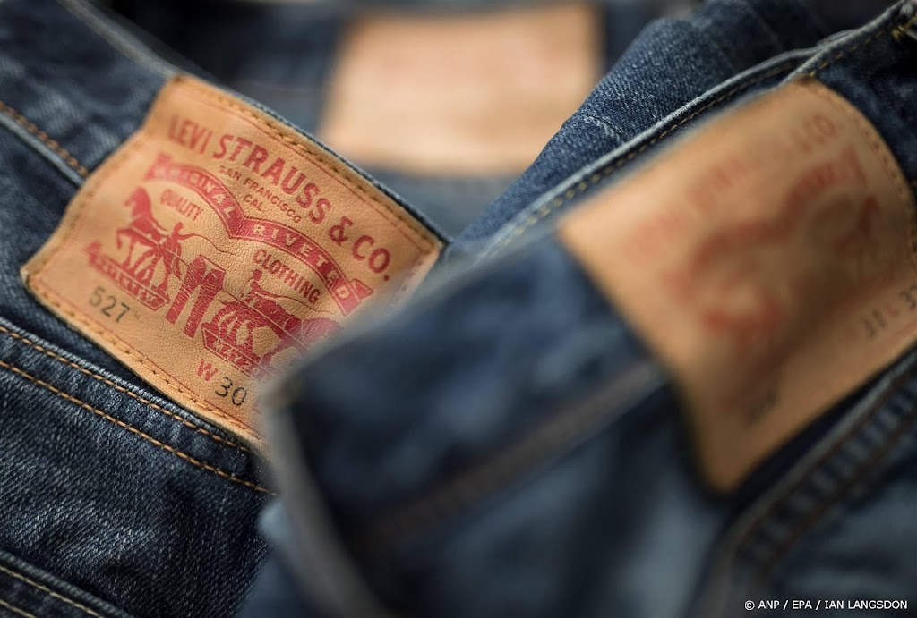 Jeansmerk Levi Strauss fors onderuit op Wall Street na cijfers