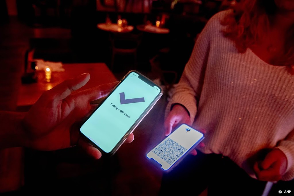 Kabinet overweegt lokaal QR-code in te voeren voor winkels