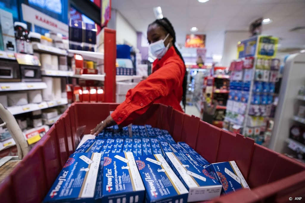 Aanvoer coronazelftesten ligt volgens drogisterijen op schema