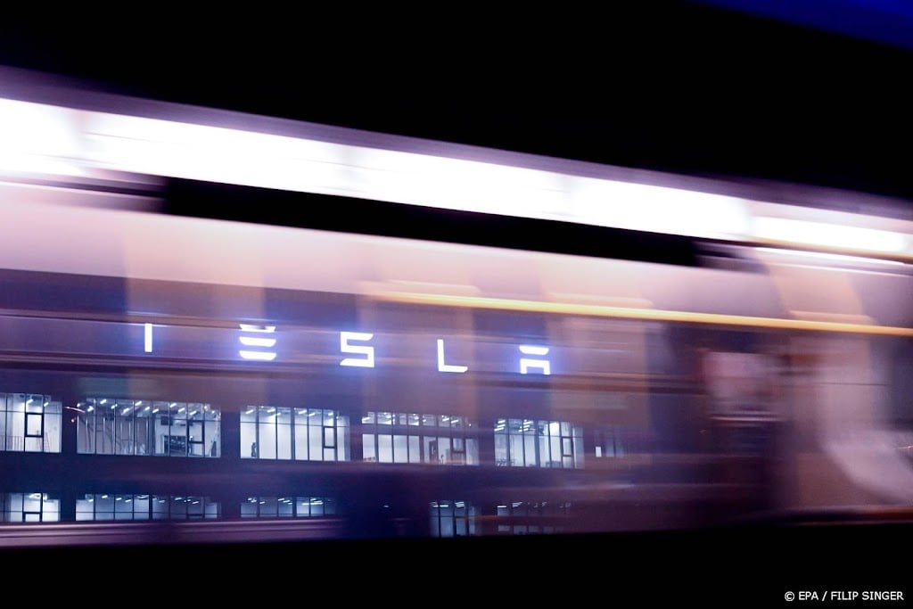 Tesla herstelt 5 procent op positief Wall Street