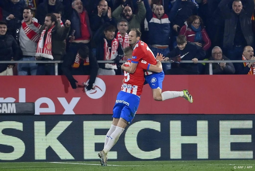 Girona wint op de valreep spectaculaire topper tegen Atlético