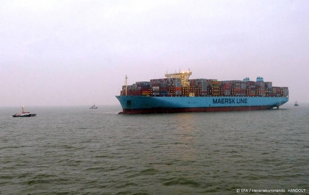 Vastgelopen containerschip bij Duits Waddeneiland losgetrokken