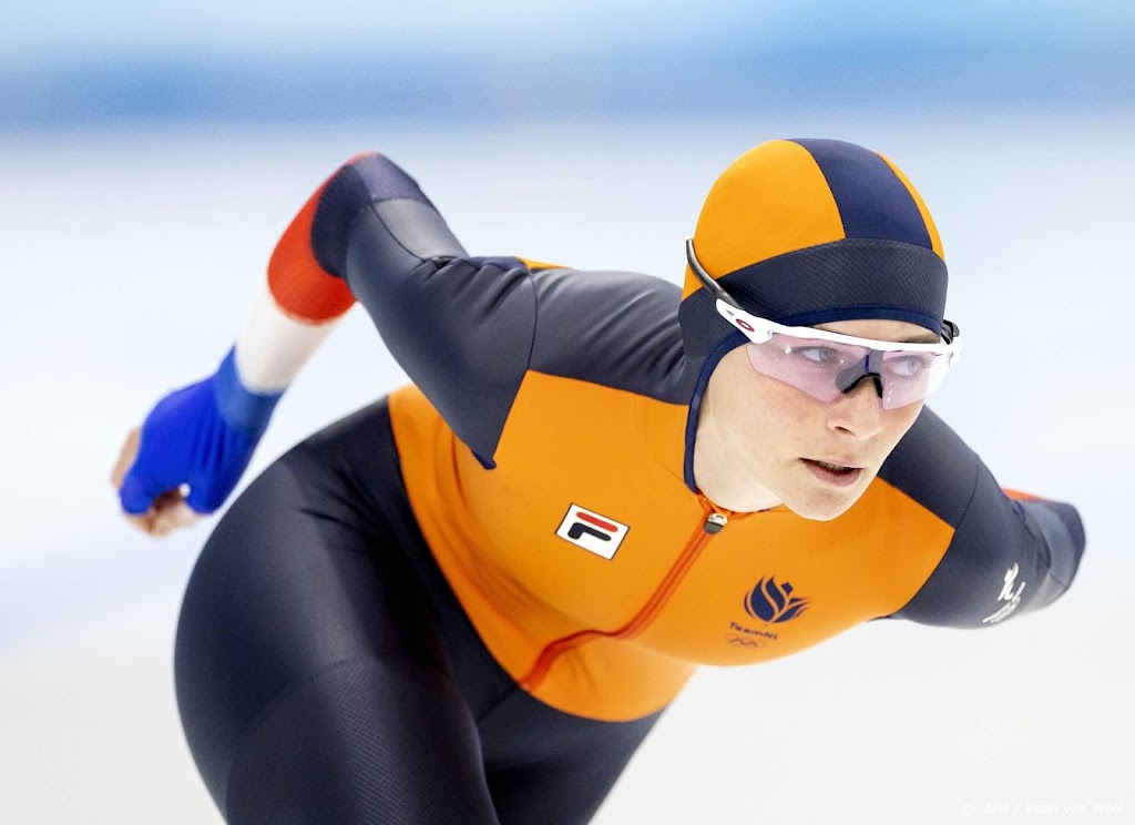 Schouten blijft kalm onder favorietenrol op 3000 meter