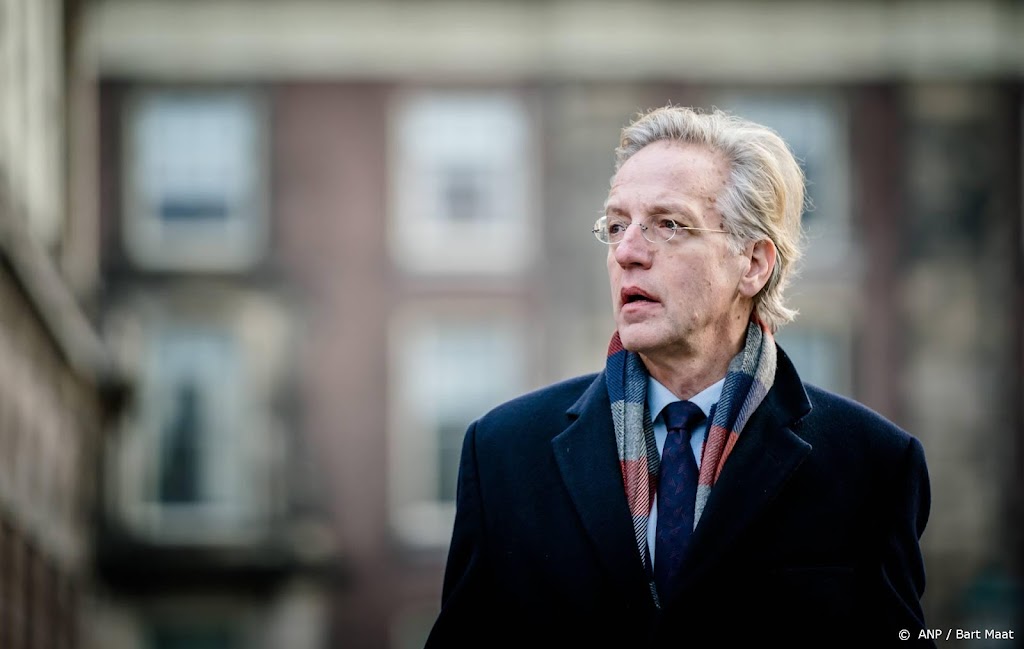 Minister: miljard compensatie leenstelsel stap in goede richting