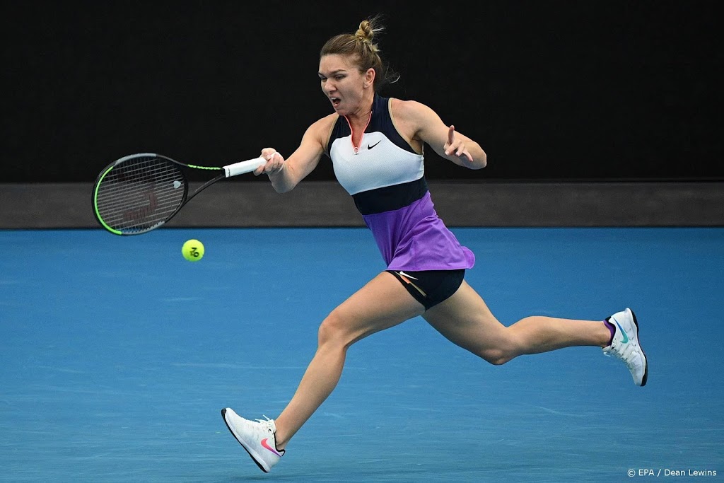 Tennisster Halep meldt zich af voor Dubai wegens rugklachten