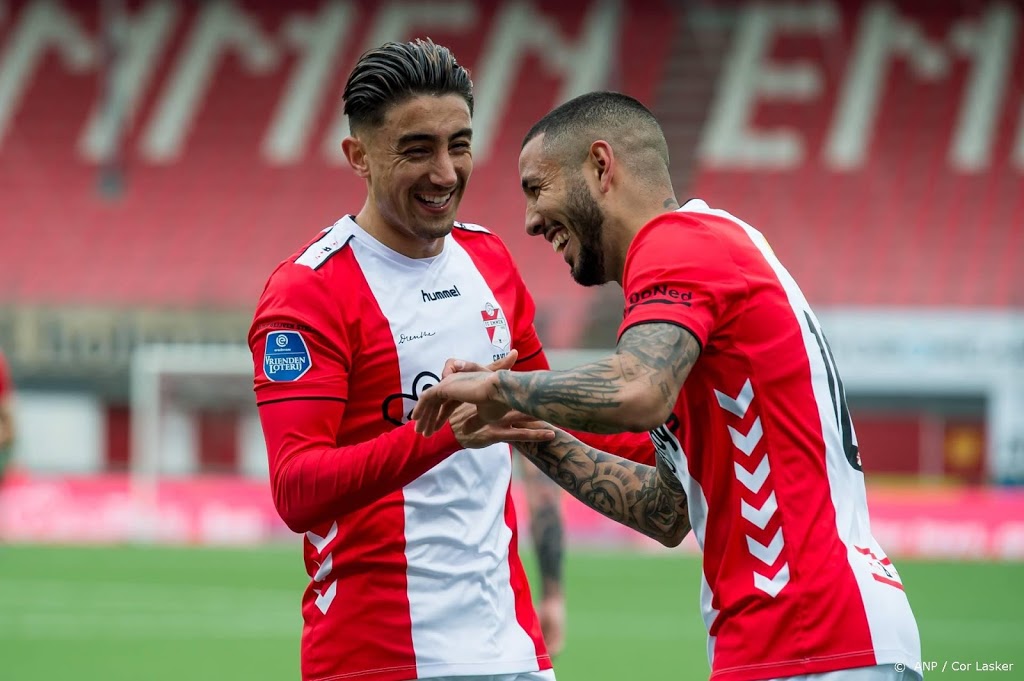 FC Emmen krabbelt verder op na overtuigende zege op RKC