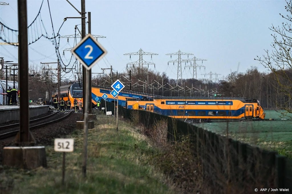 NS-machinist gewond door treinongeval Voorschoten
