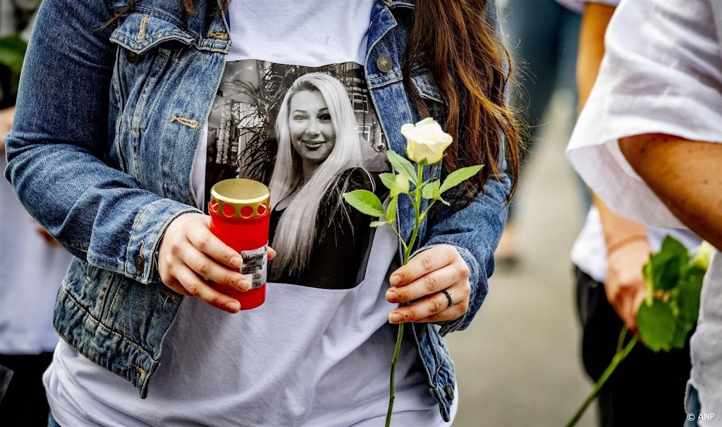 Eis: 10 jaar cel en tbs voor doodsteken medewerkster Albert Heijn