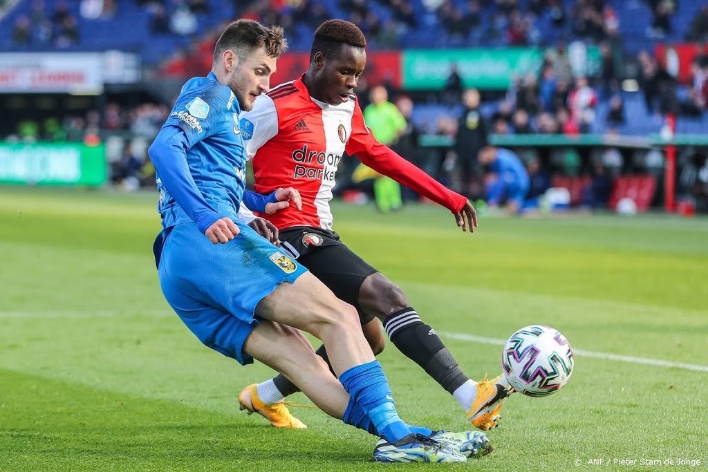 Feyenoorder Baldé mist einde seizoen en is maanden uit roulatie