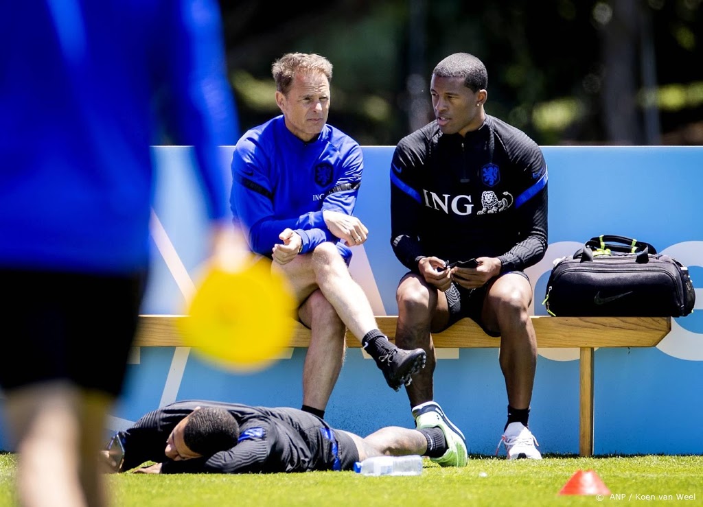 Wijnaldum staat voor 75e interland in Oranje
