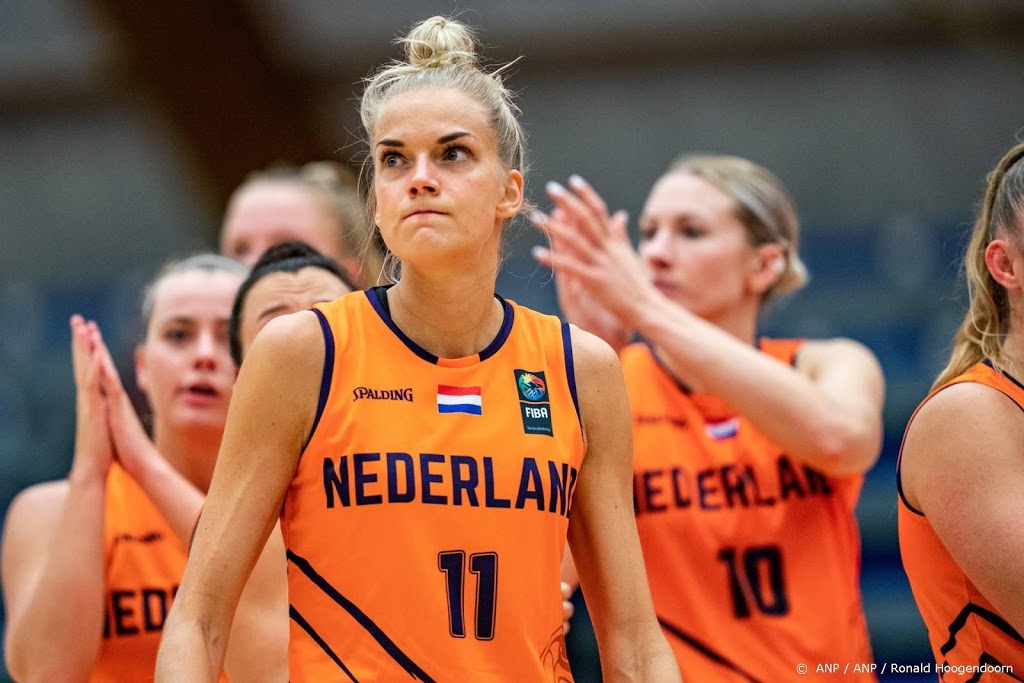 Basketbalsters 3x3 winnen van Estland en verliezen van Hongarije
