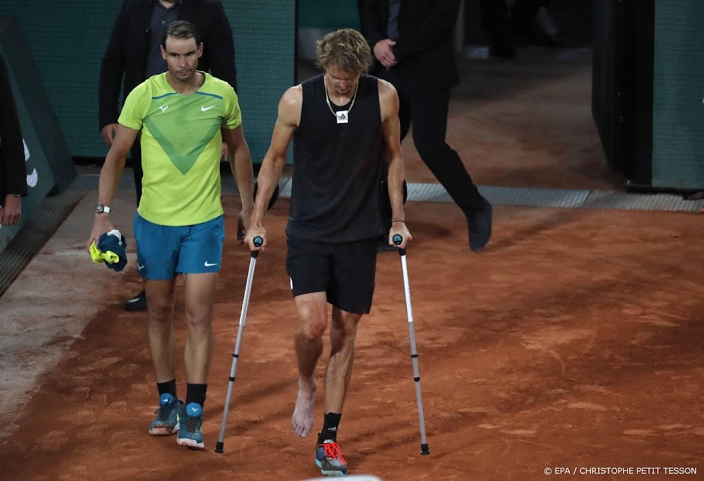 Zverev: meerdere banden in rechtervoet gescheurd