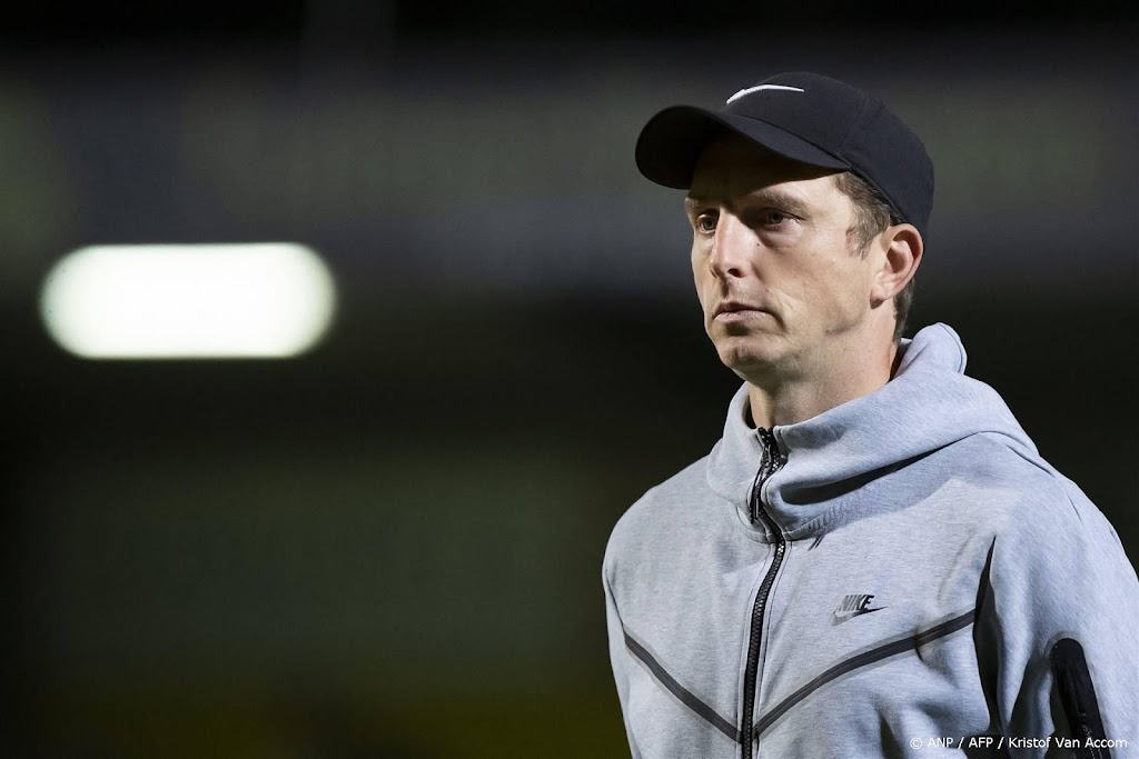 De Roeck volgt Van Bommel op als trainer Antwerp