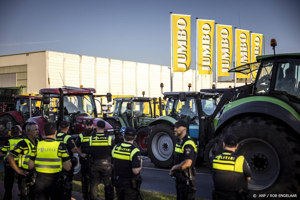 Blokkade boeren bij distributiecentrum Veghel en N279 opgeheven