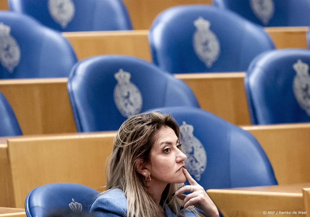 Yeşilgöz bekritiseert op X Wilders en oppositie in rumoerig debat
