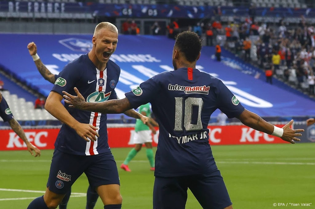 PSG schrijft Bakker alsnog in voor Champions League