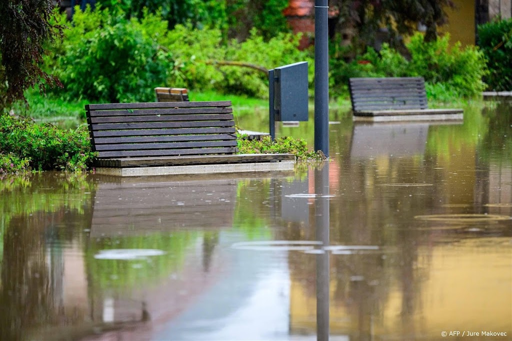 Nederlanders (52 en 20) dood door noodweer Slovenië