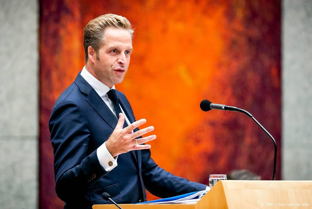 De Jonge weet niet zeker of leraren voorrang test kunnen krijgen