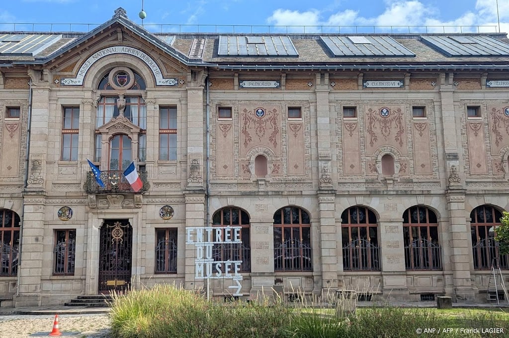 Porseleinen pronkstukken gestolen uit Frans museum