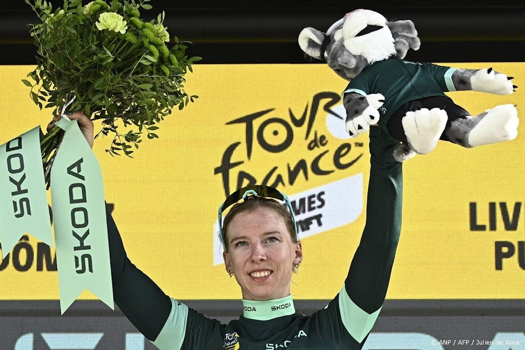 Wiebes sprint naar derde zege op rij in Simac Ladies Tour